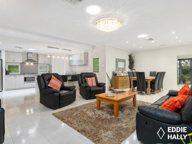 2 Putali Close, Success