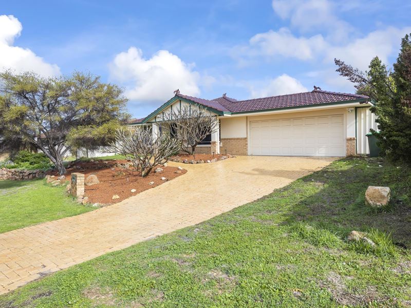 4 Meere Lane, Clarkson WA 6030