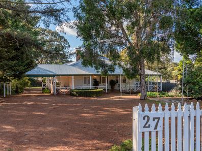 27 Hartung Street, Mundaring WA 6073