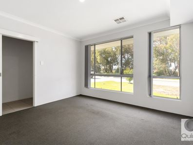 37 Lomond Way, Seville Grove WA 6112