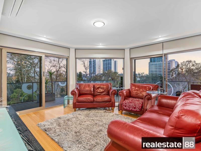 26/2A Goderich Street, East Perth