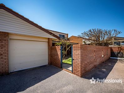 4/3 Sardam Place, Mahomets Flats WA 6530