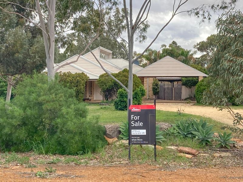 166 Long Street, Moora