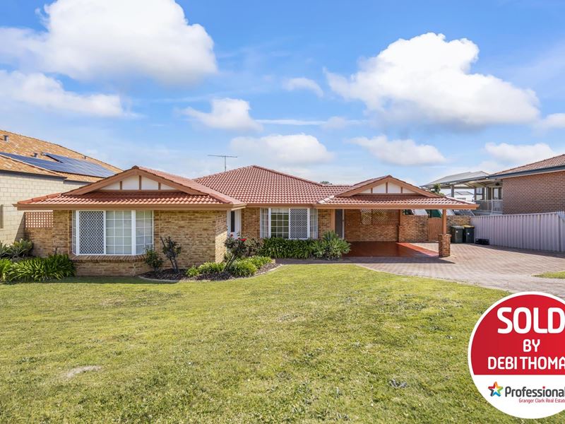 332 Summerlakes Parade, Ballajura