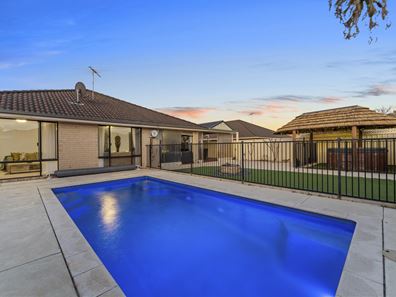 42 Pimento Circle, Port Kennedy WA 6172