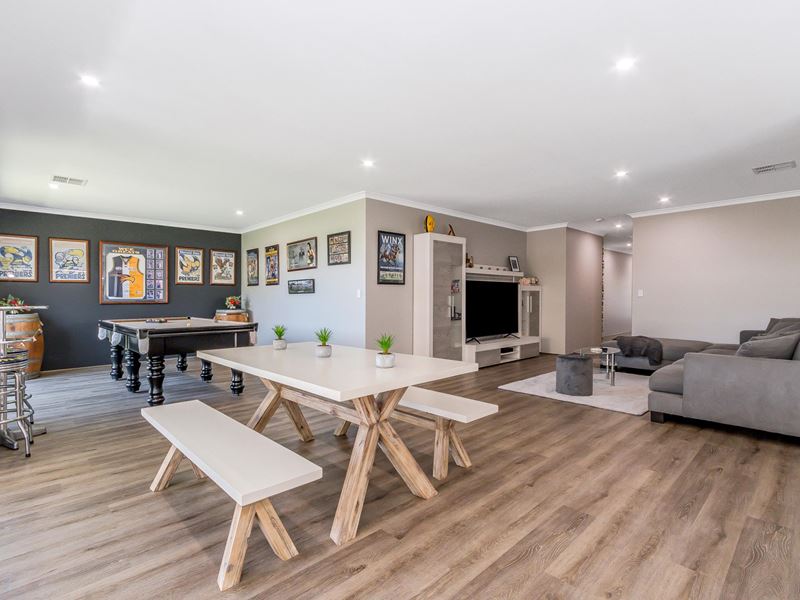 36 Torridge  Approach, Piara Waters