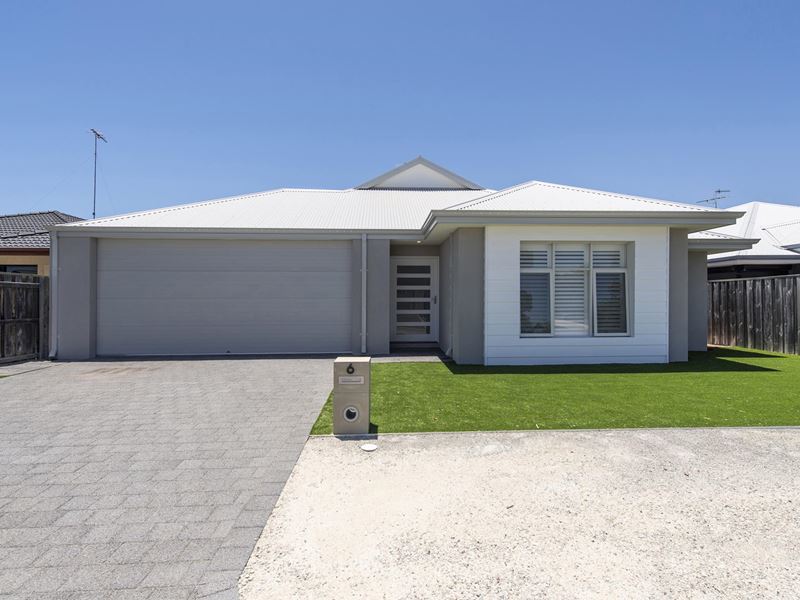 6 Gardenia Approach, Halls Head WA 6210