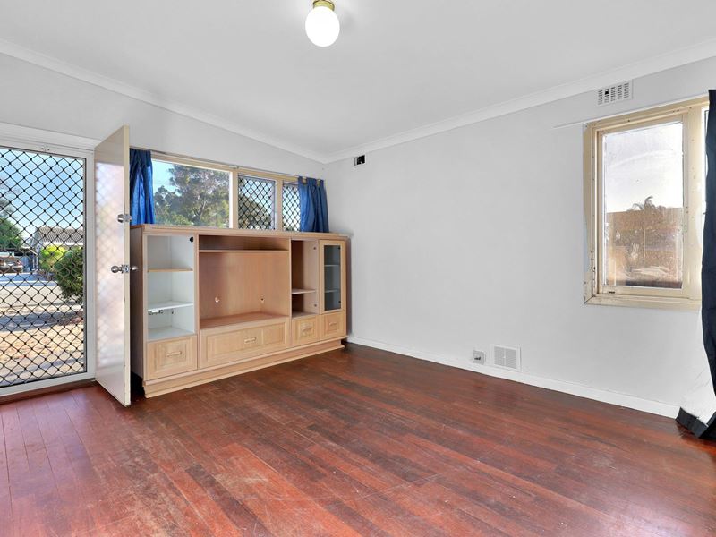 16 Abingdon Place, Kelmscott