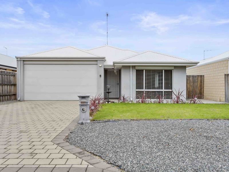 26 Songlark Ramble, Coodanup