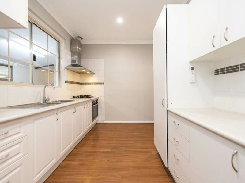 31A Connemara Drive, Thornlie