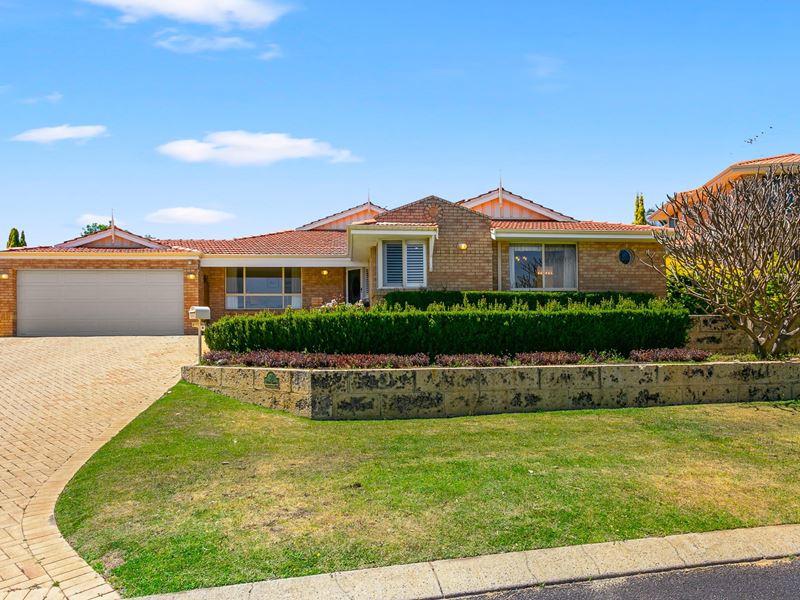 34 Lucraft Gardens, Winthrop