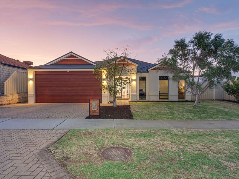 6 Featherstone Gardens, Butler