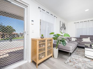 16 Sandow Green, Clarkson WA 6030