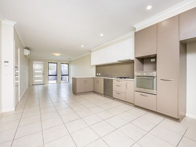 10 Pomarine Drive, Gwelup WA 6018