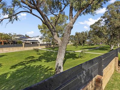 17 Clifford Vale, Hillarys WA 6025