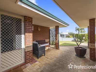 74A Westgate Way, Marangaroo WA 6064