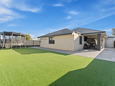 2 Timbarra Street, Baldivis WA 6171