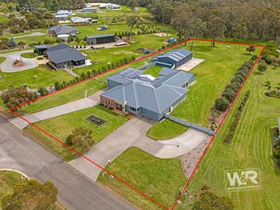 127 Greenwood Drive, Willyung WA 6330