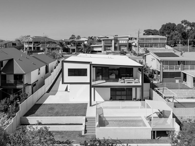 6 Marsh Place, Halls Head