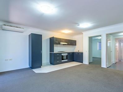 4/4 Ashbury Crescent, Mirrabooka WA 6061