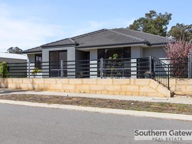 72 Corbridge Avenue, Wellard WA 6170