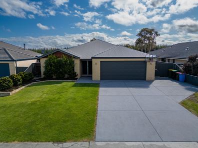 55 Scorpio Drive, Mckail WA 6330