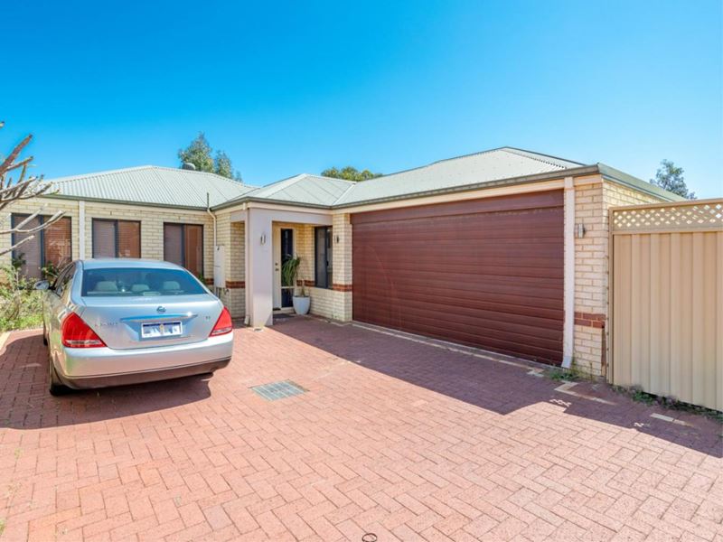 12B Hourn Way, Canning Vale WA 6155