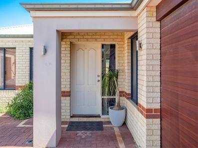 12B Hourn Way, Canning Vale WA 6155