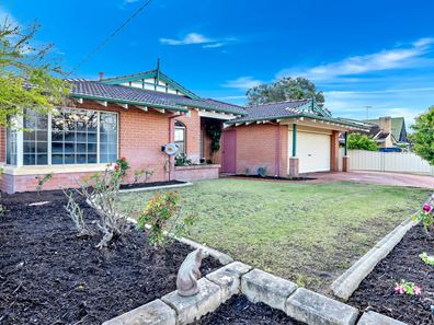 39 Wooleen Street, Golden Bay WA 6174