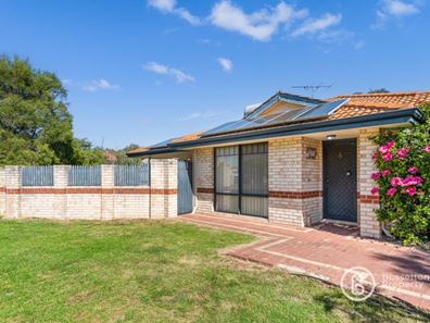 4/2 Glen Eagles Grove, West Busselton WA 6280