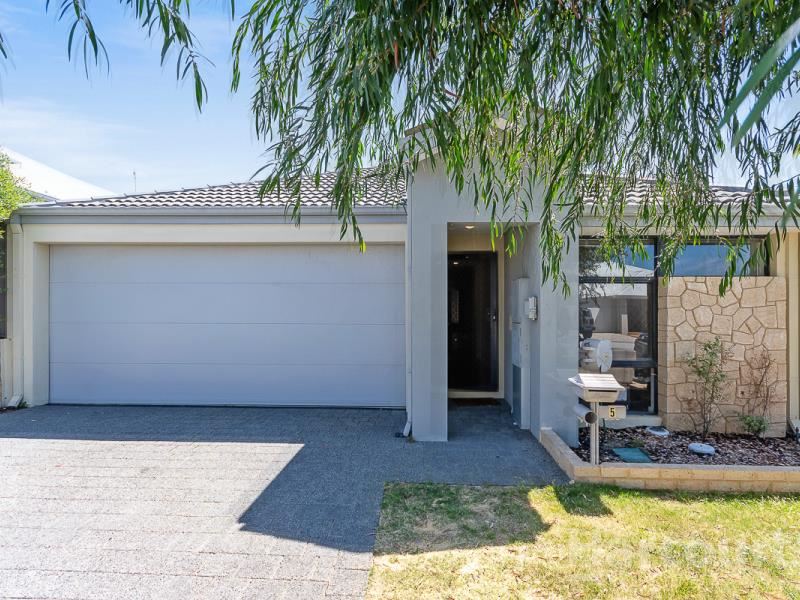 5 Rathmines Street, Clarkson WA 6030