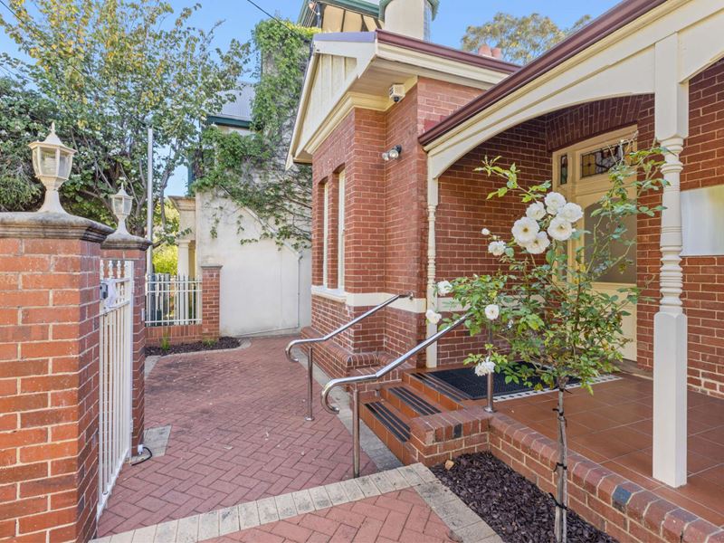 63 Lindsay Street, Perth