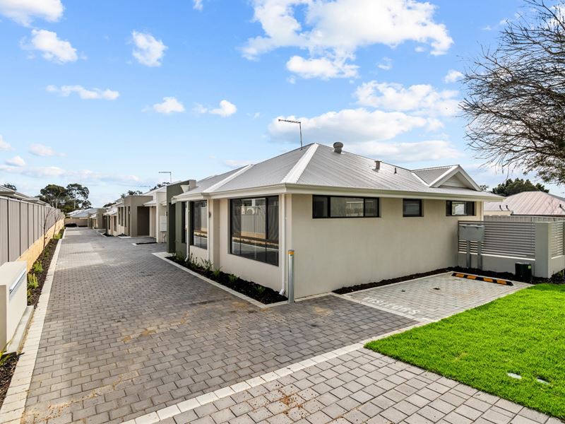 1/18 Brooks Street, Kalamunda
