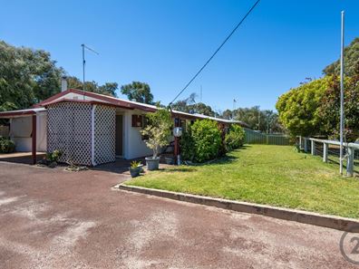 6 Fairway Terrace, Preston Beach WA 6215