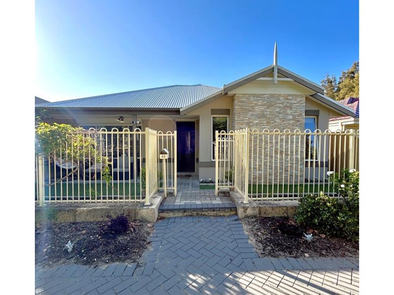 42 Breakaway Lane, Shoalwater