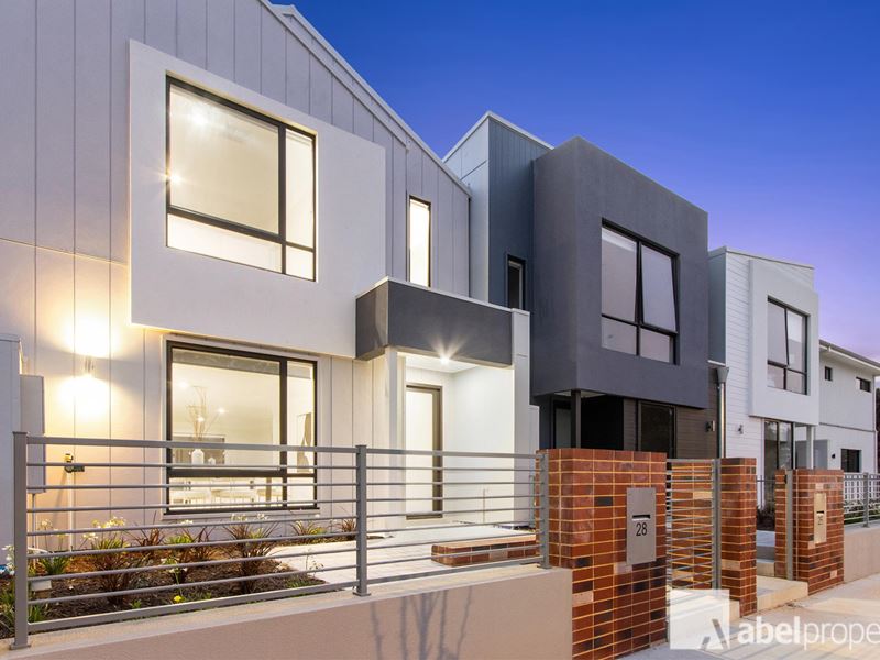 28 Horseshoe Promenade, Cockburn Central WA 6164