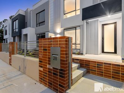 28 Horseshoe Promenade, Cockburn Central WA 6164
