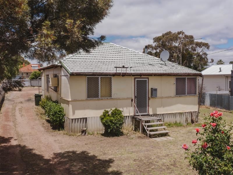 52 Northwood Street, Narrogin WA 6312