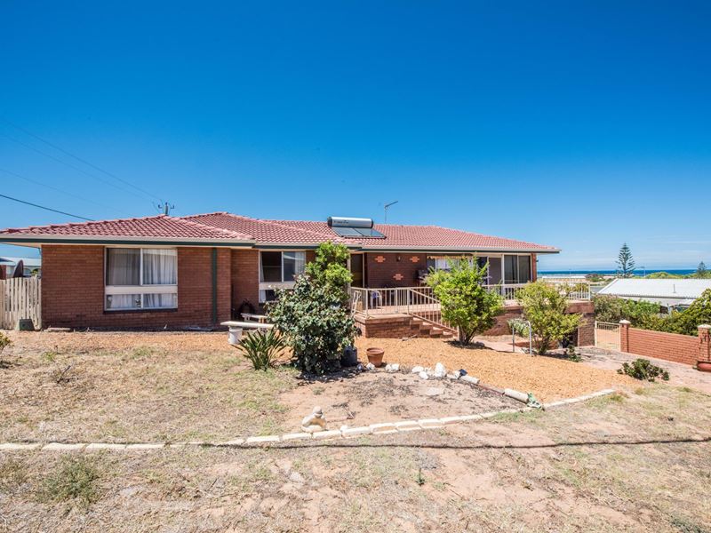 1 Downes Way, Port Denison