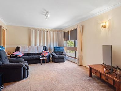 1 Downes Way, Port Denison WA 6525