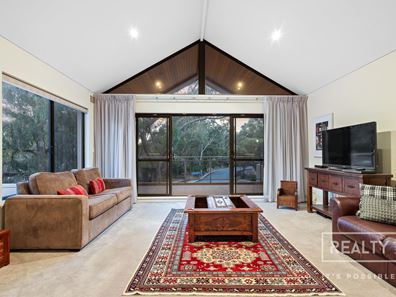 22 University Avenue, Churchlands WA 6018