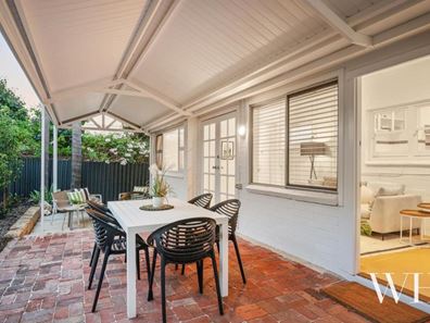53 Chadwick Street, Hilton WA 6163