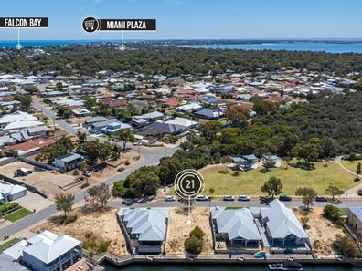 6 Bluemanna Drive, Wannanup WA 6210