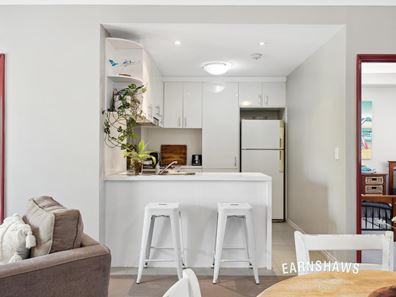10/12 Keane Street, Midland WA 6056