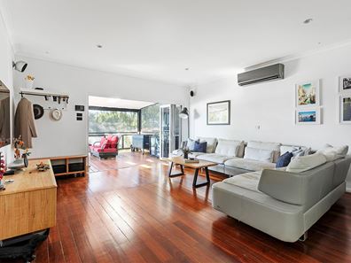 209 Holbeck Street, Doubleview WA 6018