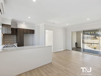 4/20 Pearl Parade, Scarborough WA 6019