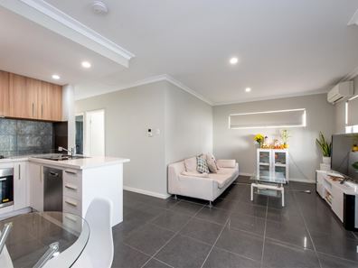 9/16 Chisholm Way, Balga WA 6061