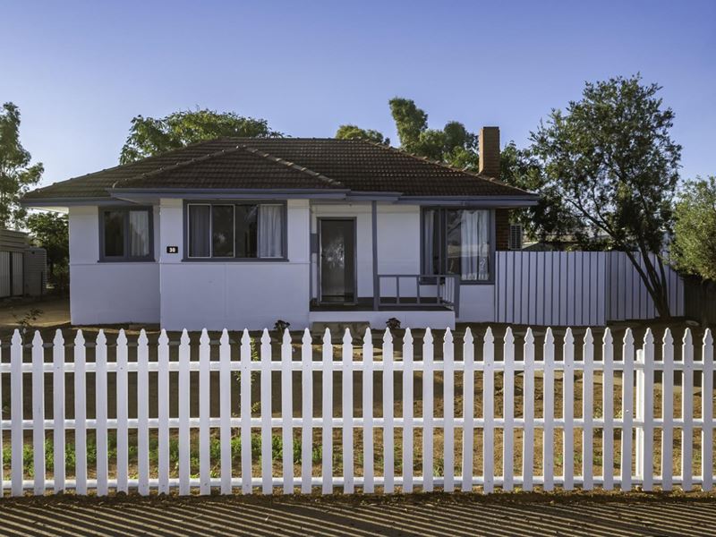 30 Calder Street, Mukinbudin WA 6479