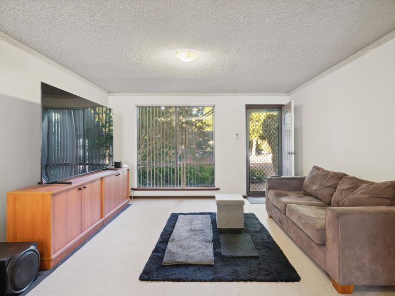 9/10 Aberdare Road, Shenton Park