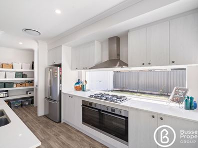 36 Rangatira Crescent, West Busselton WA 6280